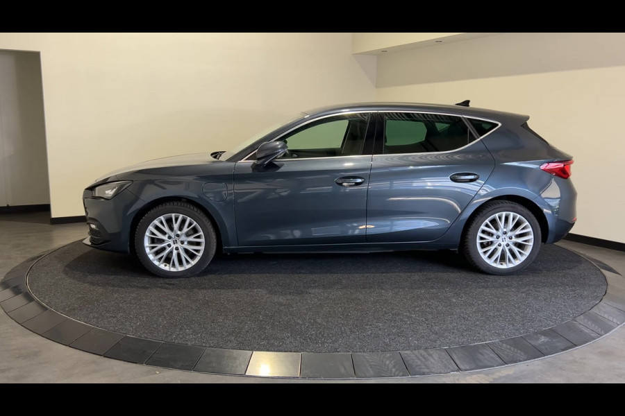 Seat Leon 1.4 TSI eHybrid PHEV Xcellence | Adaptive cruise control | Lane assist | Sfeerverlichting