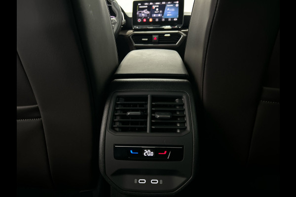 Seat Leon 1.4 TSI eHybrid PHEV Xcellence | Adaptive cruise control | Lane assist | Sfeerverlichting