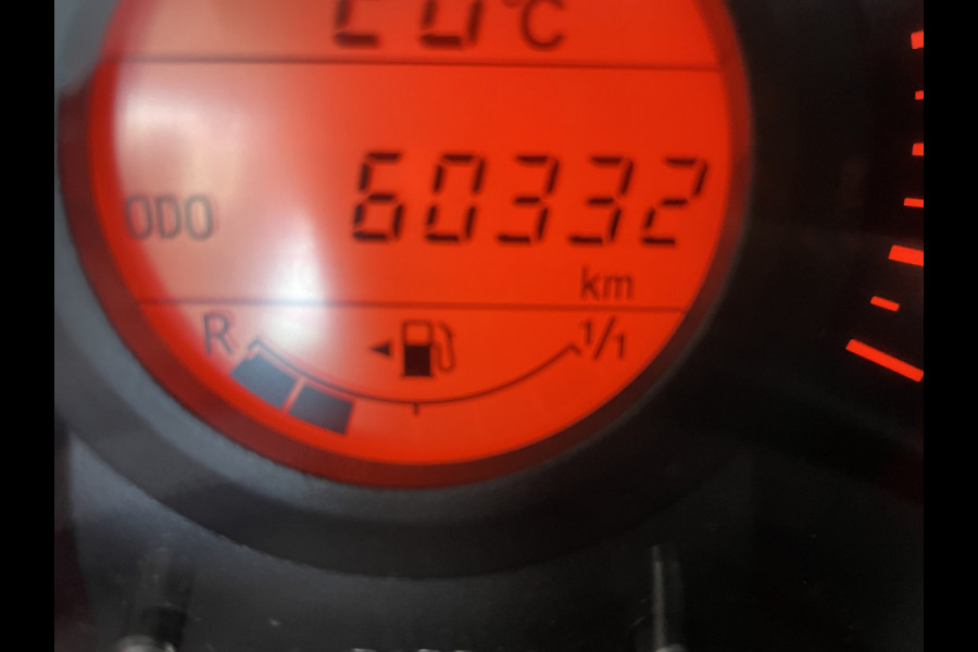 Toyota Aygo 1.0 VVT-i x-fun Airco - Bluetooth - Cruise control - MF stuurwiel - Licht metalen velgen - Centrale deurvergrendeling
