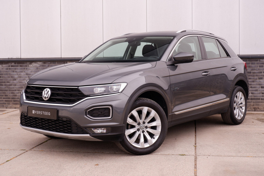 Volkswagen T-Roc 1.5 TSI Sport | LED | Trekhaak | Carplay | Navi | Camera | PDC