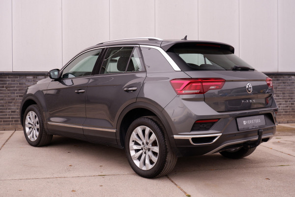 Volkswagen T-Roc 1.5 TSI Sport | LED | Trekhaak | Carplay | Navi | Camera | PDC