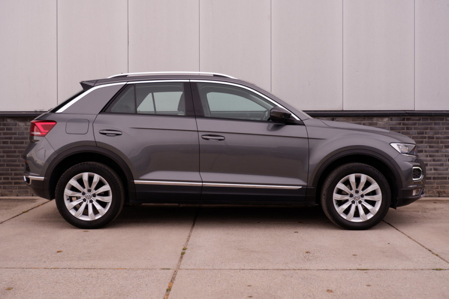 Volkswagen T-Roc 1.5 TSI Sport | LED | Trekhaak | Carplay | Navi | Camera | PDC