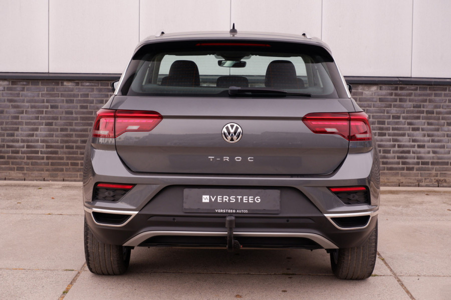 Volkswagen T-Roc 1.5 TSI Sport | LED | Trekhaak | Carplay | Navi | Camera | PDC