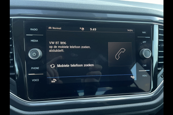 Volkswagen T-Roc 1.5 TSI Sport | LED | Trekhaak | Carplay | Navi | Camera | PDC