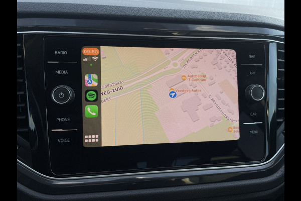 Volkswagen T-Roc 1.5 TSI Sport | LED | Trekhaak | Carplay | Navi | Camera | PDC