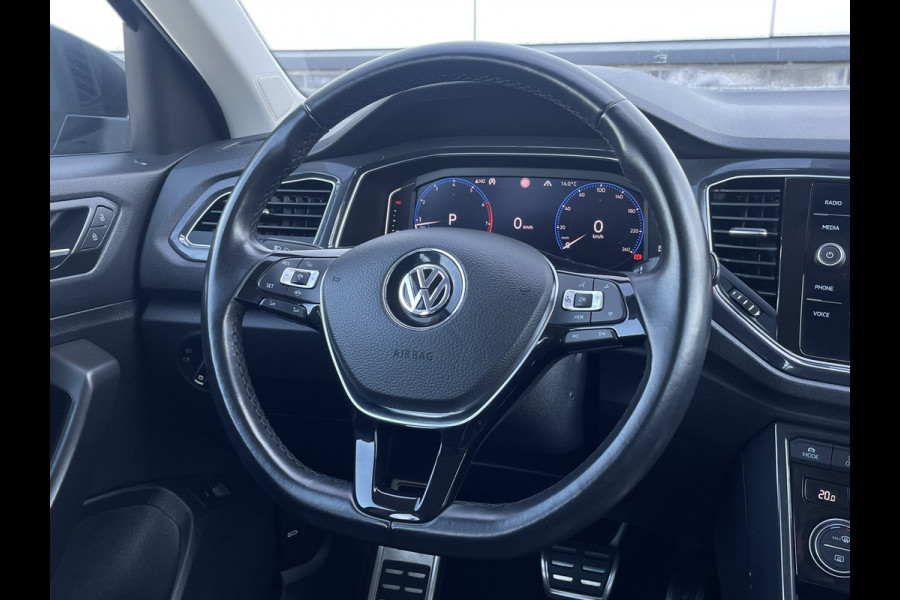Volkswagen T-Roc 1.5 TSI Sport | LED | Trekhaak | Carplay | Navi | Camera | PDC