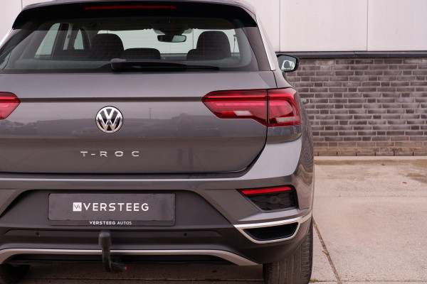 Volkswagen T-Roc 1.5 TSI Sport | LED | Trekhaak | Carplay | Navi | Camera | PDC