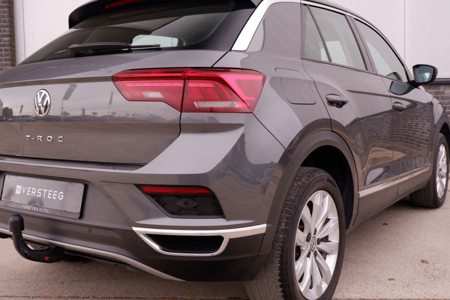 Volkswagen T-Roc 1.5 TSI Sport | LED | Trekhaak | Carplay | Navi | Camera | PDC