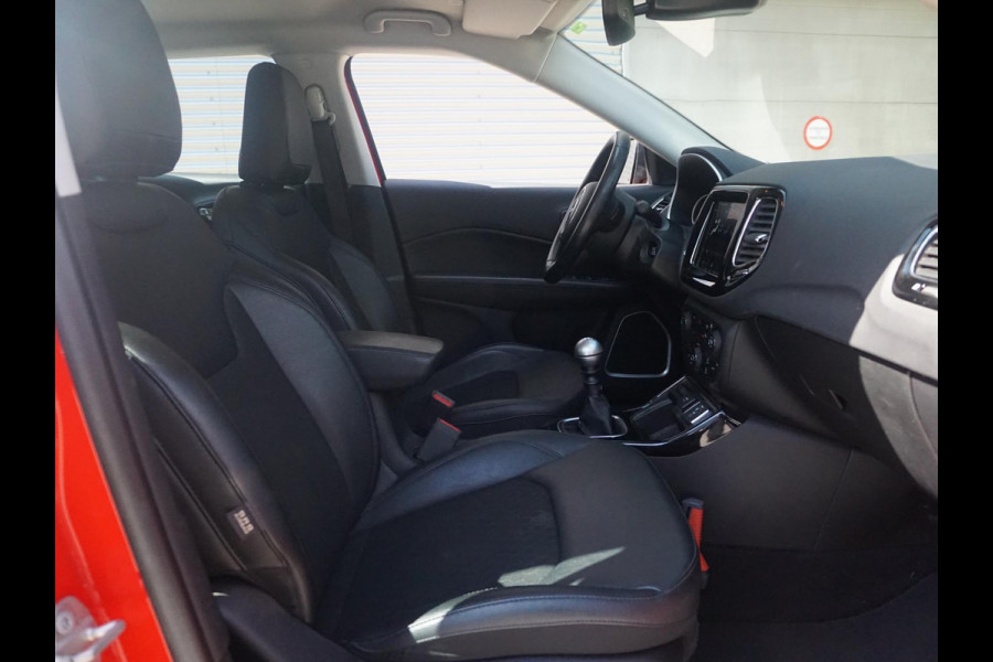 Jeep Compass 1.3T Night Eagle Liberty Edition | NET BINNEN | 1750 KG trekgewicht