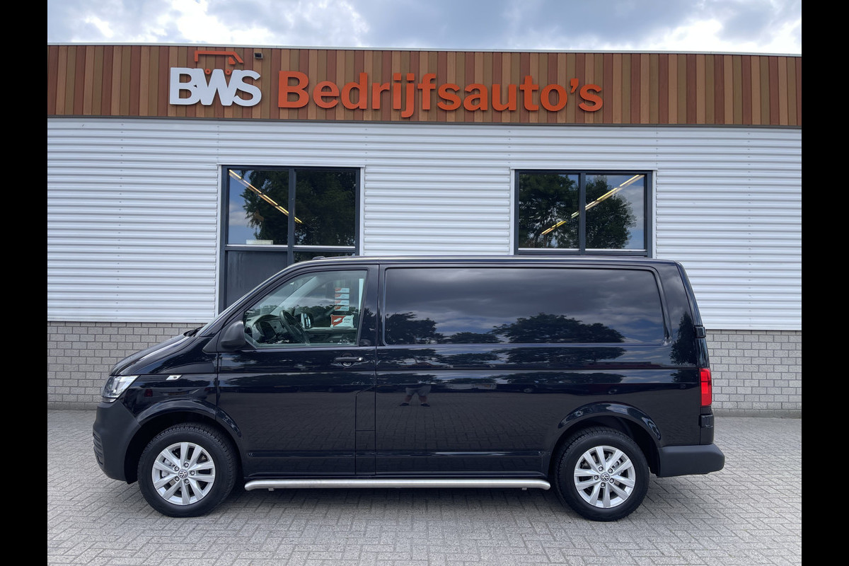 Volkswagen Transporter 2.0 TDI L1H1 26 Economy Business / vaste prijs rijklaar € 20.950 ex btw / euro 6 diesel / bpm vrij / airco / cruise control / achteruit rijcamera / trekhaak / pdc achter Volkswagen Transporter 2.0 TDI L1H1 26 Economy Business / vaste prijs rijklaar € 20.950 ex btw / euro 6 diesel / bpm vrij / airco / cruise control / achteruit rijcamera / trekhaak / pdc achter
