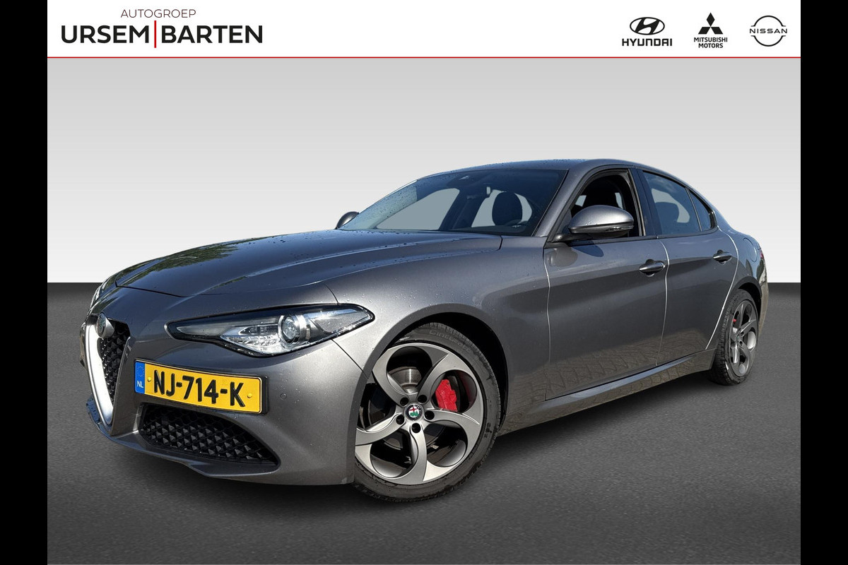 Alfa Romeo Giulia 2.0T Super Alfa Romeo Giulia 2.0T Super
