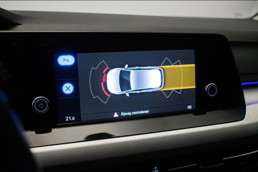 Volkswagen Golf 1.0 eTSI Life Automaat ORG NL [ Sfeerverlichting Full LED Virtual Carplay Adaptive Cruise Parkeersensoren ]