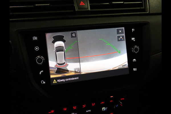 Seat Ibiza 1.0 TSI FR Business Intense [ADAPTIVE CRUISE CONTROL, APPLE CARPLAY, CAMERA, DIGITAL DASH, FLIPPERS, PDC V+A, CLIMATE CONTROL, NAVIGATIE,NIEUWSTAAT]