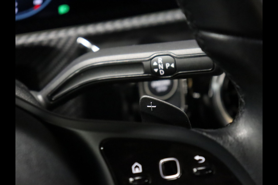 Mercedes-Benz A-Klasse 200 Business Solution [APPLE CARPLAY, ANDROID, SPORTSTOELEN, CAMERA, CRUISE CONTROL, CLIMATE CONTROL, 18" LM VELG, NIEUWSTAAT]