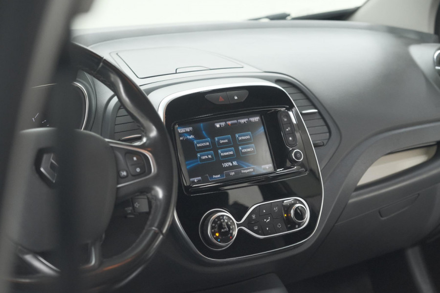 Renault Captur TCe 90 Intens | Trekhaak | Camera | Navigatie | Parkeersensoren