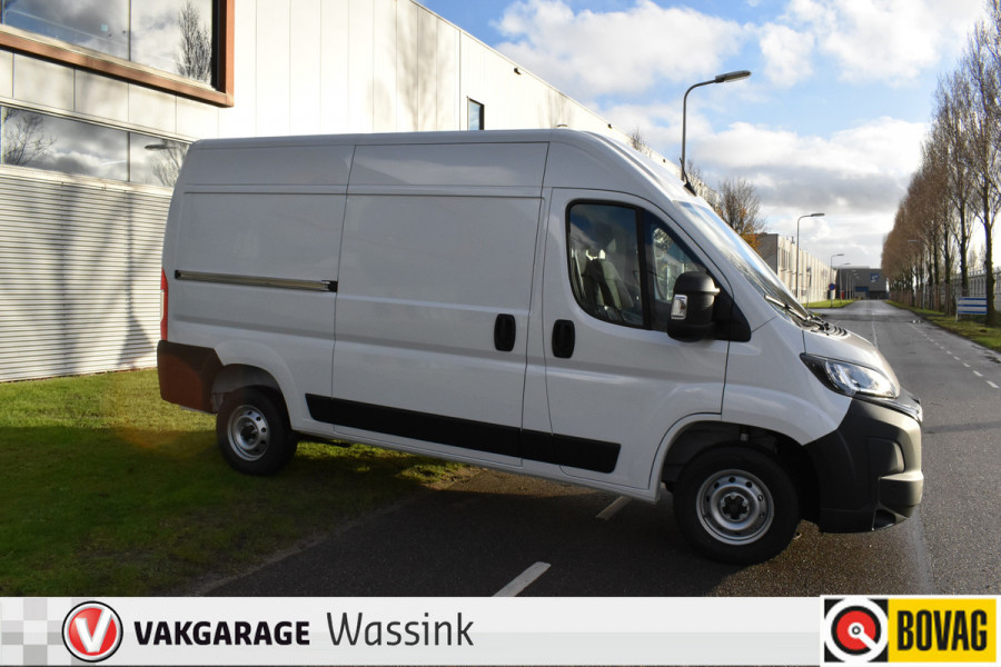 Peugeot Boxer 2.2 BlueHDi 140 S&S L2H2 3.3t Euro 6 Nieuwe registratie 2024/ GEEN BPM/ L2H2/ achteruitrijcamera verzwaard verenpakket, pakket City plus