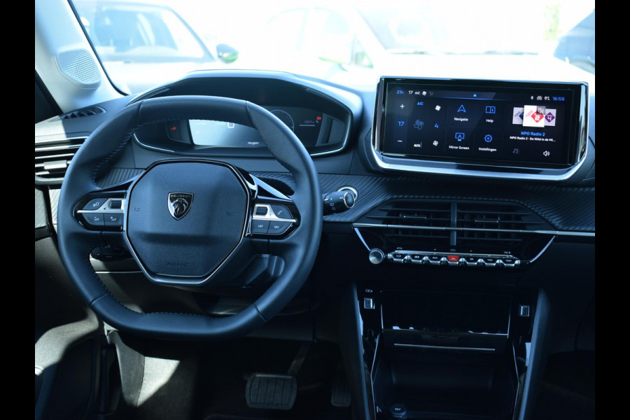 Peugeot e-208 EV Allure 51 kWh 3 FASE | ACHTERUITRIJCAMERA MET SENSOREN | NAVIGATIE & CARPLAY | E.C.C. |