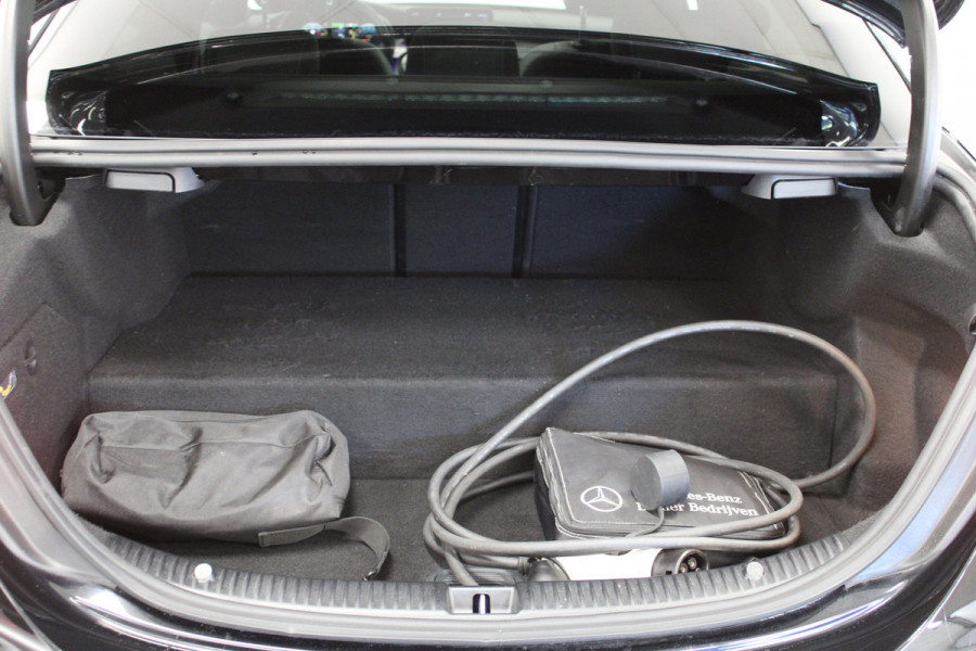 Mercedes-Benz C-Klasse 300 e Business Solution AMG Limited