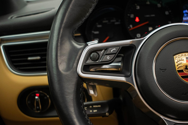 Porsche Macan 2.0 |Pano|Org.NL|Sportchrono|Luchtvering|360|Bose|VOLL|