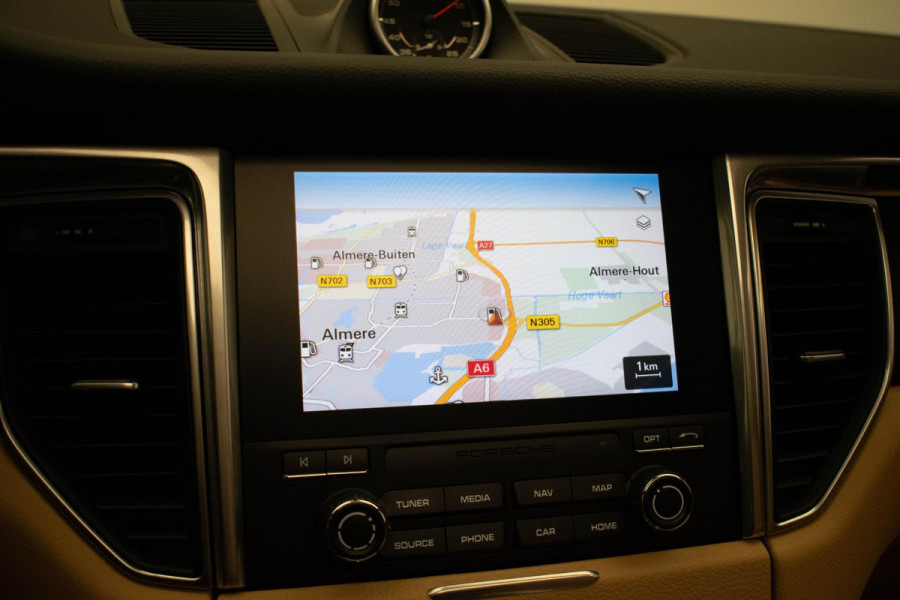 Porsche Macan 2.0 |Pano|Org.NL|Sportchrono|Luchtvering|360|Bose|VOLL|