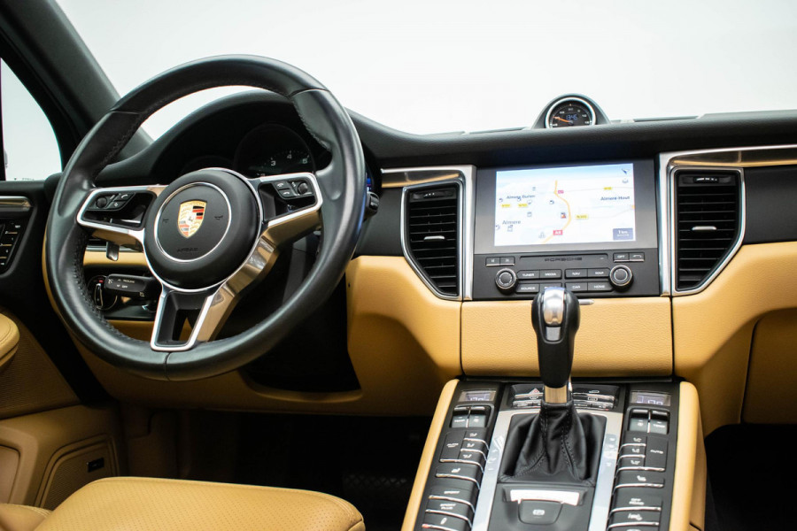 Porsche Macan 2.0 |Pano|Org.NL|Sportchrono|Luchtvering|360|Bose|VOLL|