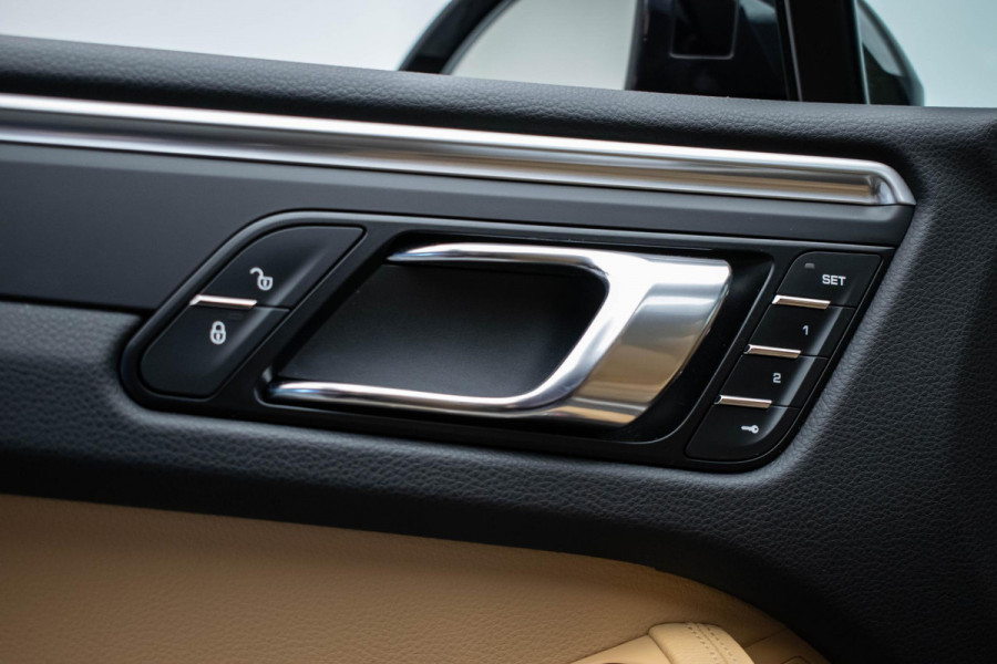 Porsche Macan 2.0 |Pano|Org.NL|Sportchrono|Luchtvering|360|Bose|VOLL|
