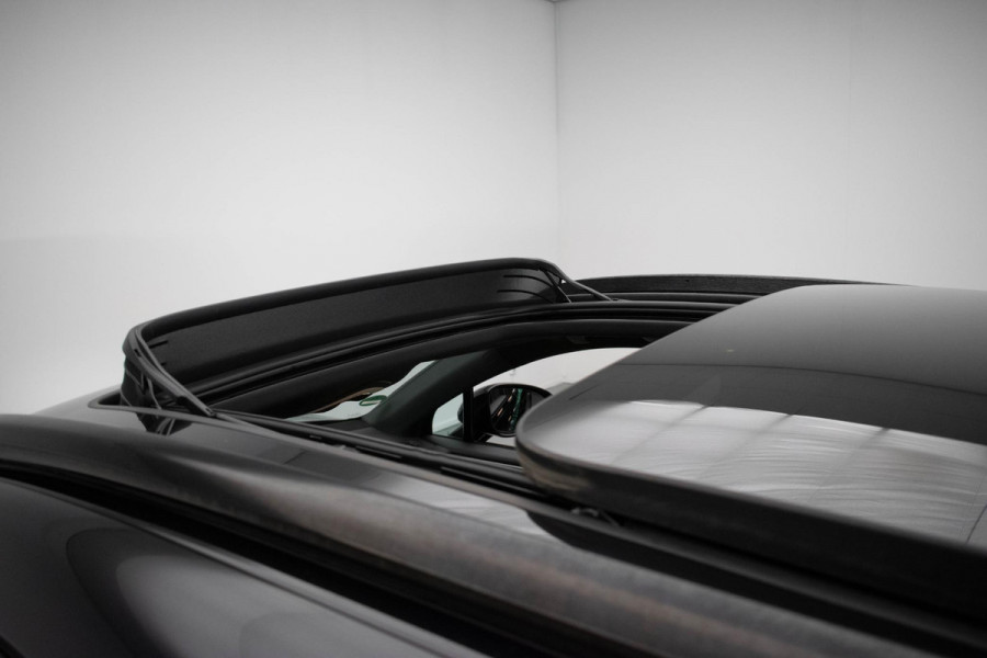 Porsche Macan 2.0 |Pano|Org.NL|Sportchrono|Luchtvering|360|Bose|VOLL|