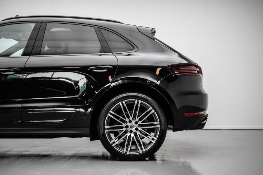 Porsche Macan 2.0 |Pano|Org.NL|Sportchrono|Luchtvering|360|Bose|VOLL|
