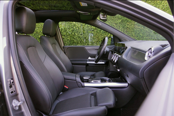 Mercedes-Benz B-Klasse B 200 Progressive | Panorama Trekhaak Easypack Sfeerverlichting