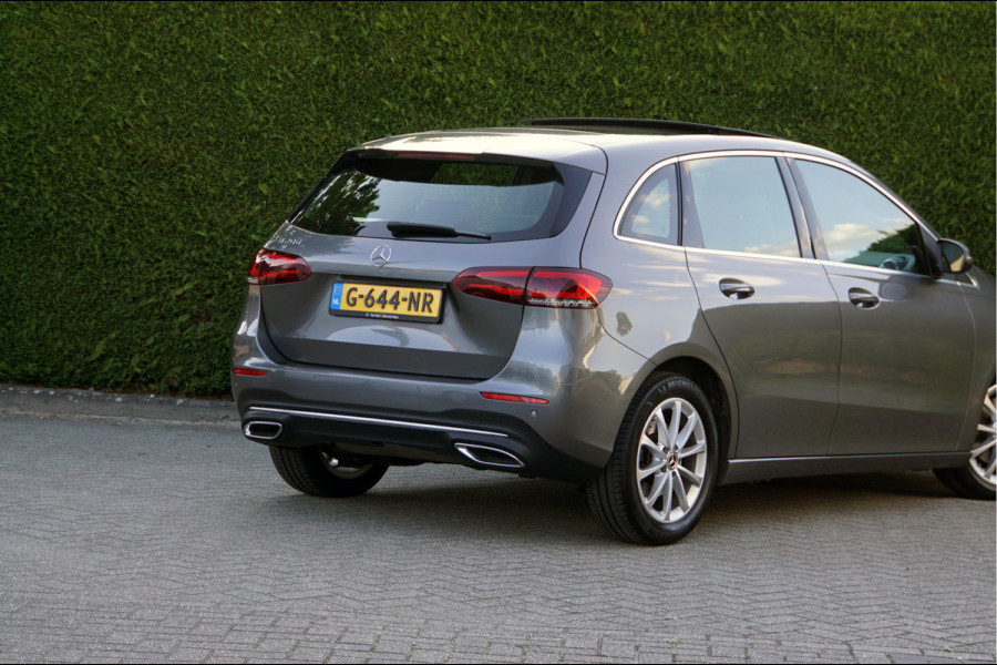 Mercedes-Benz B-Klasse B 200 Progressive | Panorama Trekhaak Easypack Sfeerverlichting