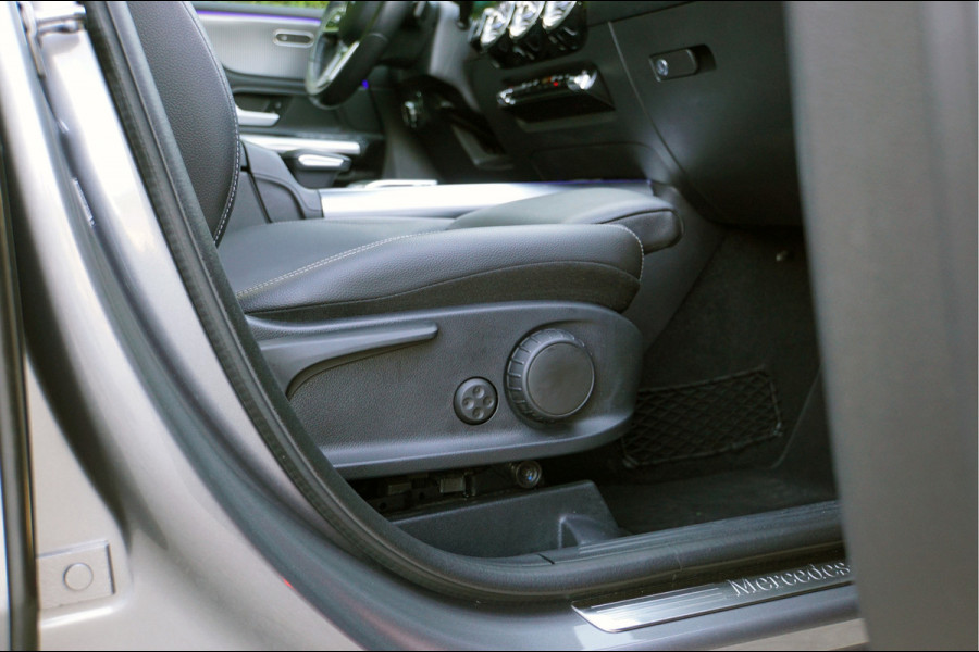 Mercedes-Benz B-Klasse B 200 Progressive | Panorama Trekhaak Easypack Sfeerverlichting