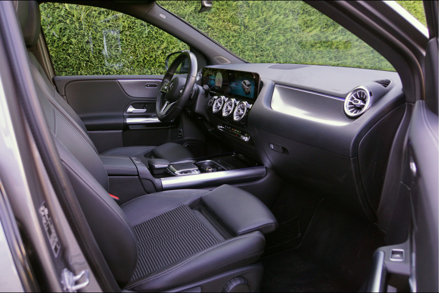 Mercedes-Benz B-Klasse B 200 Progressive | Panorama Trekhaak Easypack Sfeerverlichting