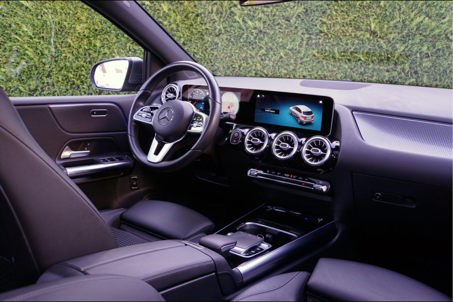 Mercedes-Benz B-Klasse B 200 Progressive | Panorama Trekhaak Easypack Sfeerverlichting