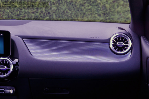 Mercedes-Benz B-Klasse B 200 Progressive | Panorama Trekhaak Easypack Sfeerverlichting