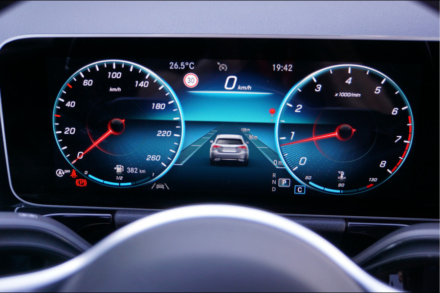 Mercedes-Benz B-Klasse B 200 Progressive | Panorama Trekhaak Easypack Sfeerverlichting