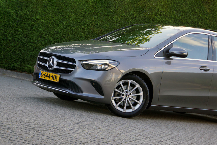 Mercedes-Benz B-Klasse B 200 Progressive | Panorama Trekhaak Easypack Sfeerverlichting