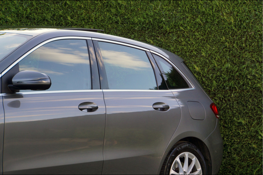 Mercedes-Benz B-Klasse B 200 Progressive | Panorama Trekhaak Easypack Sfeerverlichting