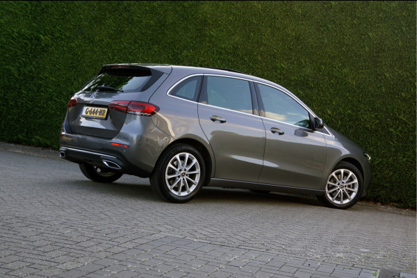 Mercedes-Benz B-Klasse B 200 Progressive | Panorama Trekhaak Easypack Sfeerverlichting
