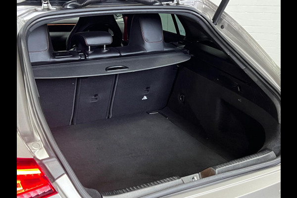 Mercedes-Benz CLA-Klasse Shooting Brake AMG 35 4MATIC Premium Plus Burmester | Schaal stoelen | Adapt. Cruise c. | Sfeerverlichting