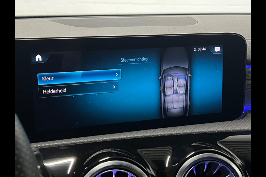 Mercedes-Benz A-Klasse A250 e AMG-Line Sfeerverlichting | Cruise & Climate c. | Wide screen | Stoelverwarming
