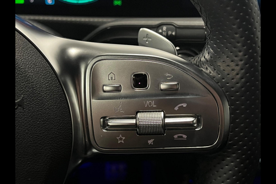 Mercedes-Benz A-Klasse A250 e AMG-Line Sfeerverlichting | Cruise & Climate c. | Wide screen | Stoelverwarming