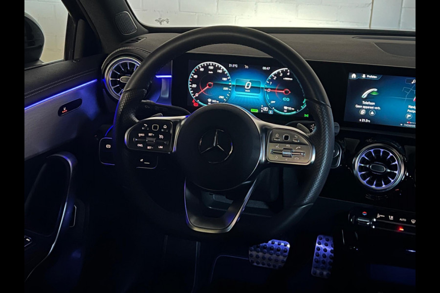 Mercedes-Benz A-Klasse A250 e AMG-Line Sfeerverlichting | Cruise & Climate c. | Wide screen | Stoelverwarming