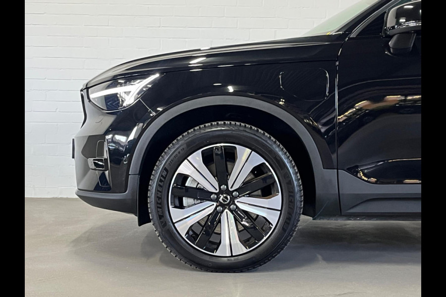Volvo XC40 Recharge T4 Plus Dark Open dak | Harman/Kardon | Keyless | Cruise & Climate c. | Leder/Alcantara