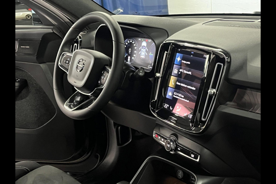 Volvo XC40 Recharge T4 Plus Dark Open dak | Harman/Kardon | Keyless | Cruise & Climate c. | Leder/Alcantara