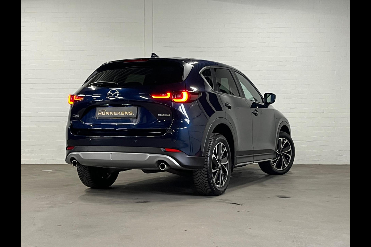 Mazda CX-5 2.5 Newground 360 Camera | Keyless | Head-up | Cruise & Climate c. | Leder/Alcantara Mazda CX-5 2.5 Newground 360 Camera | Keyless | Head-up | Cruise & Climate c. | Leder/Alcantara