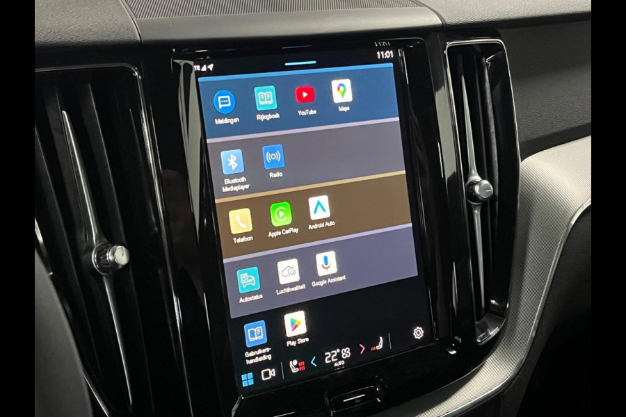 Volvo XC60 Recharge T6 AWD Black Edition Plus Open dak | Adapt. cruise | BLIS | 360 Camera | Keyless | Stoel-/Stuur verwarming