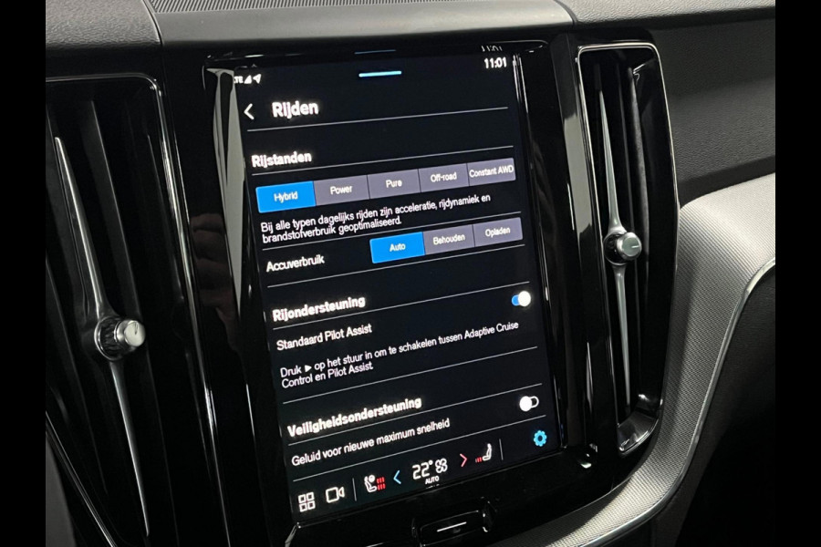 Volvo XC60 Recharge T6 AWD Black Edition Plus Open dak | Adapt. cruise | BLIS | 360 Camera | Keyless | Stoel-/Stuur verwarming
