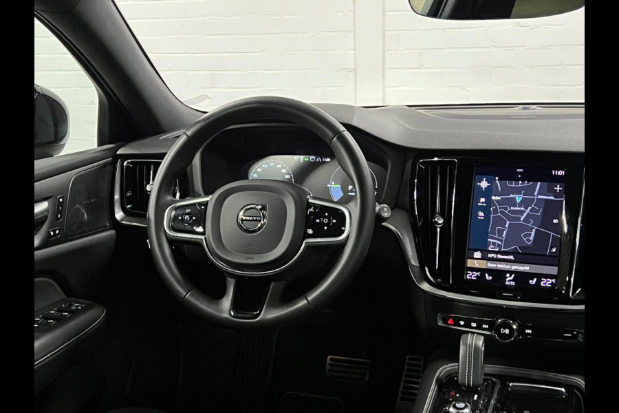 Volvo V60 Recharge T6 AWD Recharge R-Design Trekhaak | Harman/Kardon | Keyless | HUD | Adapt. Cruise