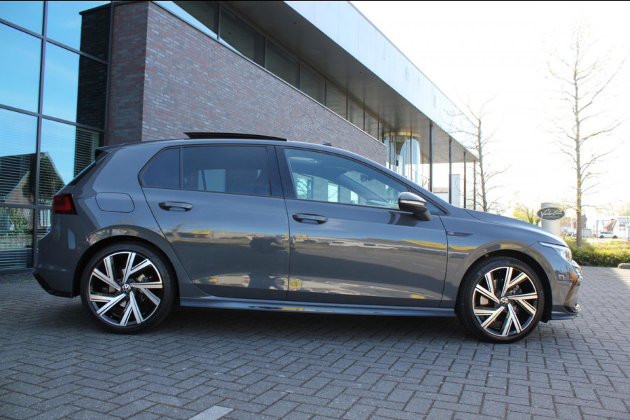 Volkswagen Golf 1.5 eTSI R-Line DSG pano HUD H&K CAM