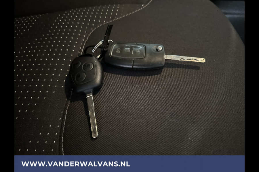 Ford Transit Courier 1.5 TDCI L1H1 Euro6 Airco | Navigatie | Cruisecontrol | Stoelverwarming | Verwarmde Voorruit, Parkeersensoren